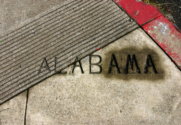 I-hate-Alabama,-and-I-love-Alabama-too